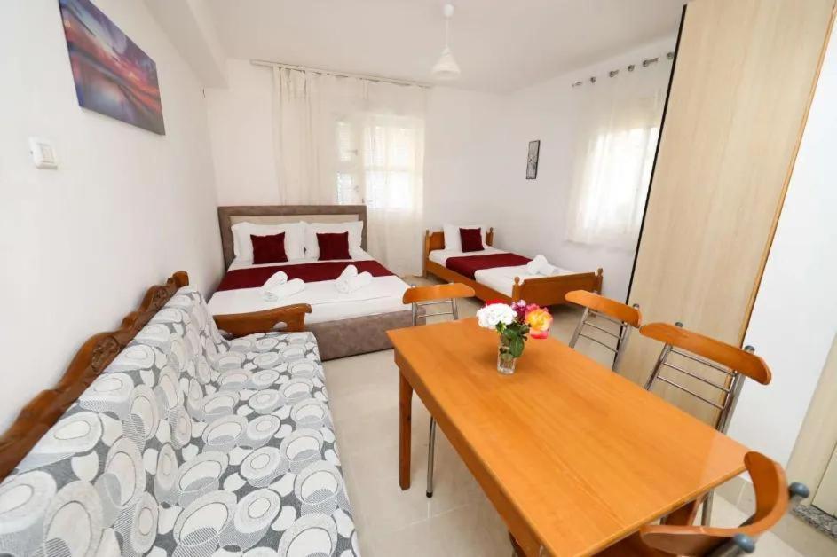 Vila Agolli Vlorë Extérieur photo